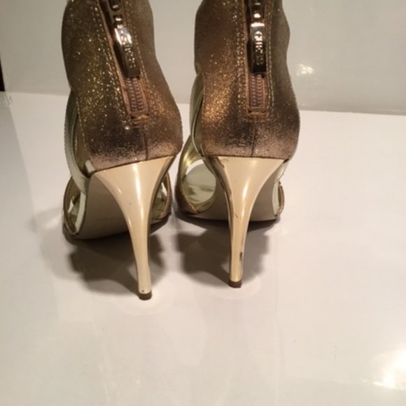 Elegant Guess Evening Heels, Gold - priced to sell - Picture 3 of 7